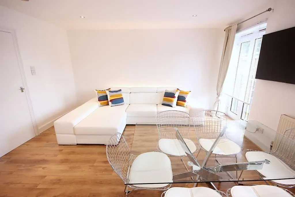 Apartamento Kudryashova Street 18 Apartament Hotel Kiev